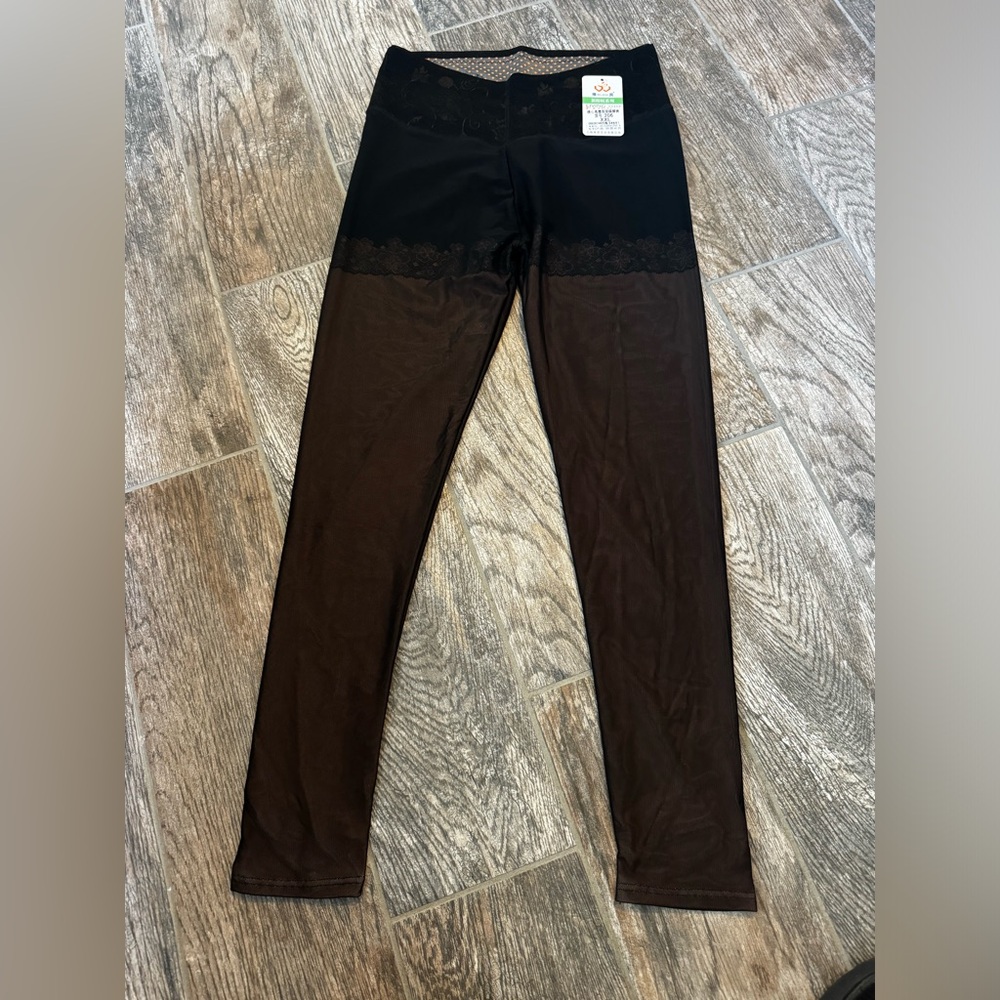 NWT leggings